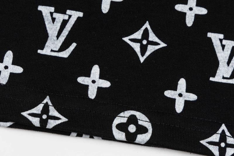 Louis Vuitton T-Shirts WellDesigned 135516
