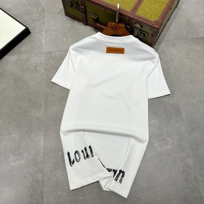 Contemporary Louis Vuitton T-Shirts 135526