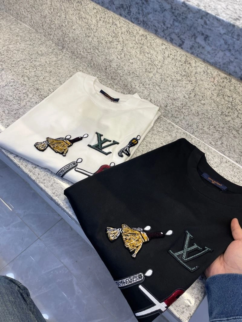 Louis Vuitton T-Shirts GoAnywhere 135543