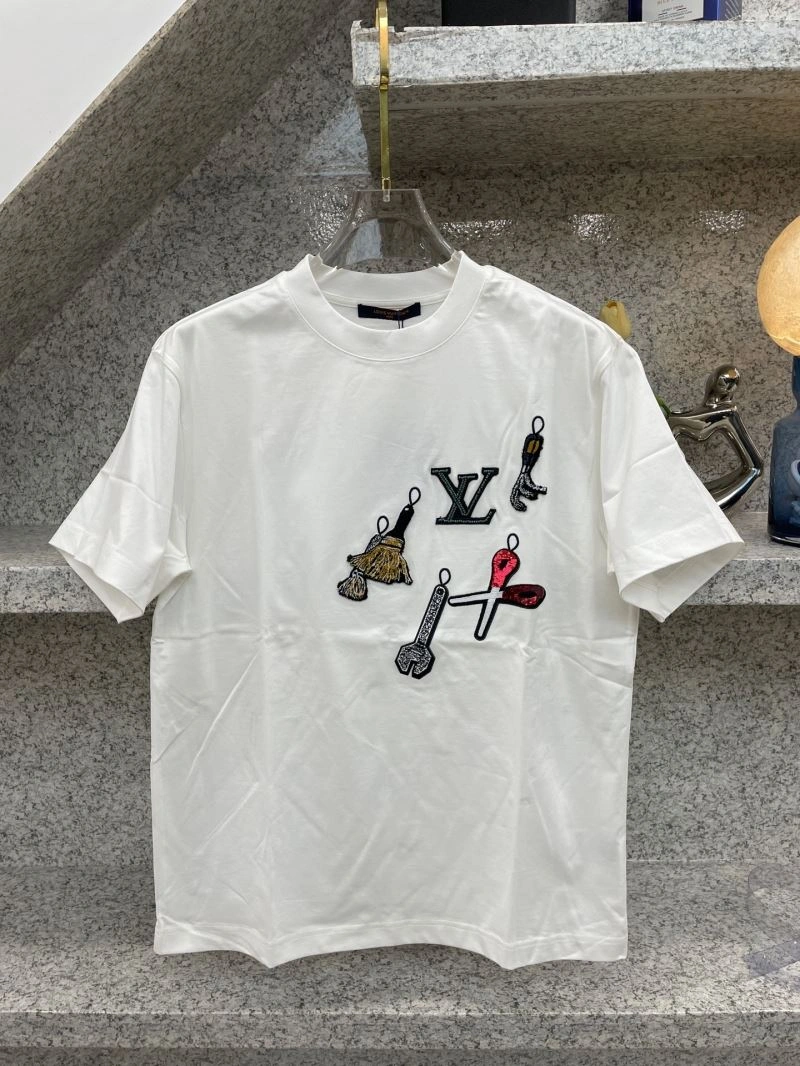Louis Vuitton T-Shirts GoAnywhere 135543
