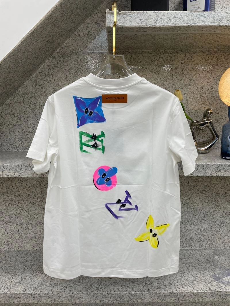 Louis Vuitton T-Shirts Trendsetting 135539