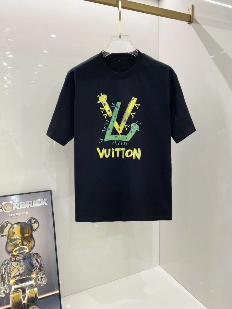 Louis Vuitton T-Shirts MoistureWicking 135538