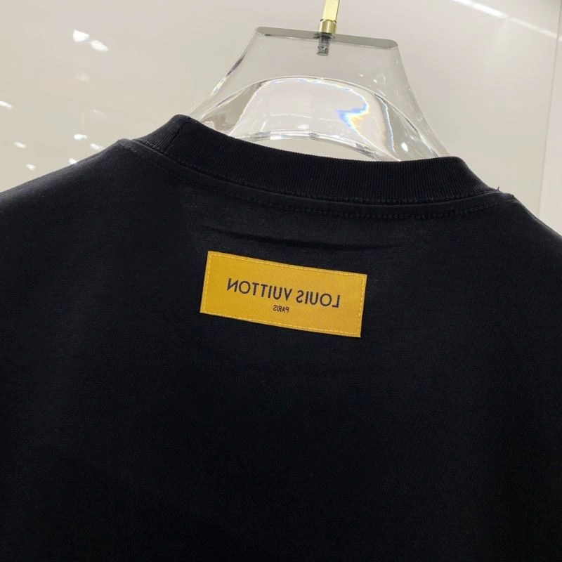 Louis Vuitton T-Shirts MoistureWicking 135538