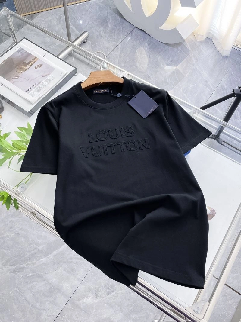 Louis Vuitton T-Shirts Neat 135545