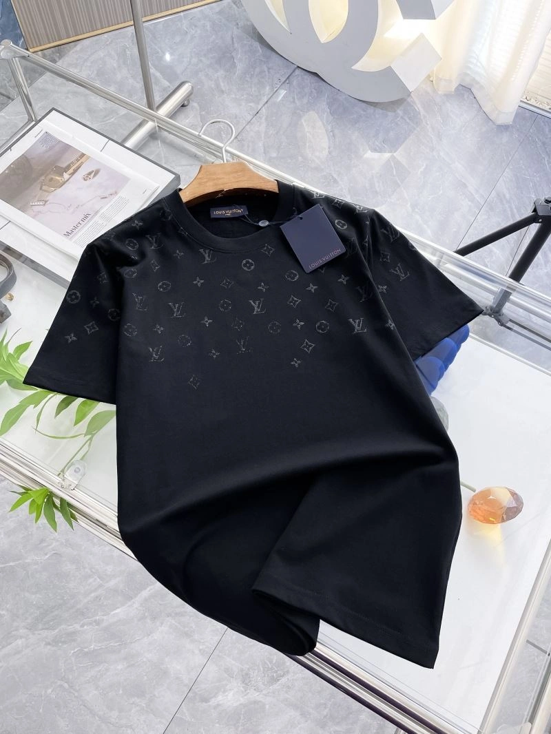 Trendsetting Louis Vuitton T-Shirts 135527