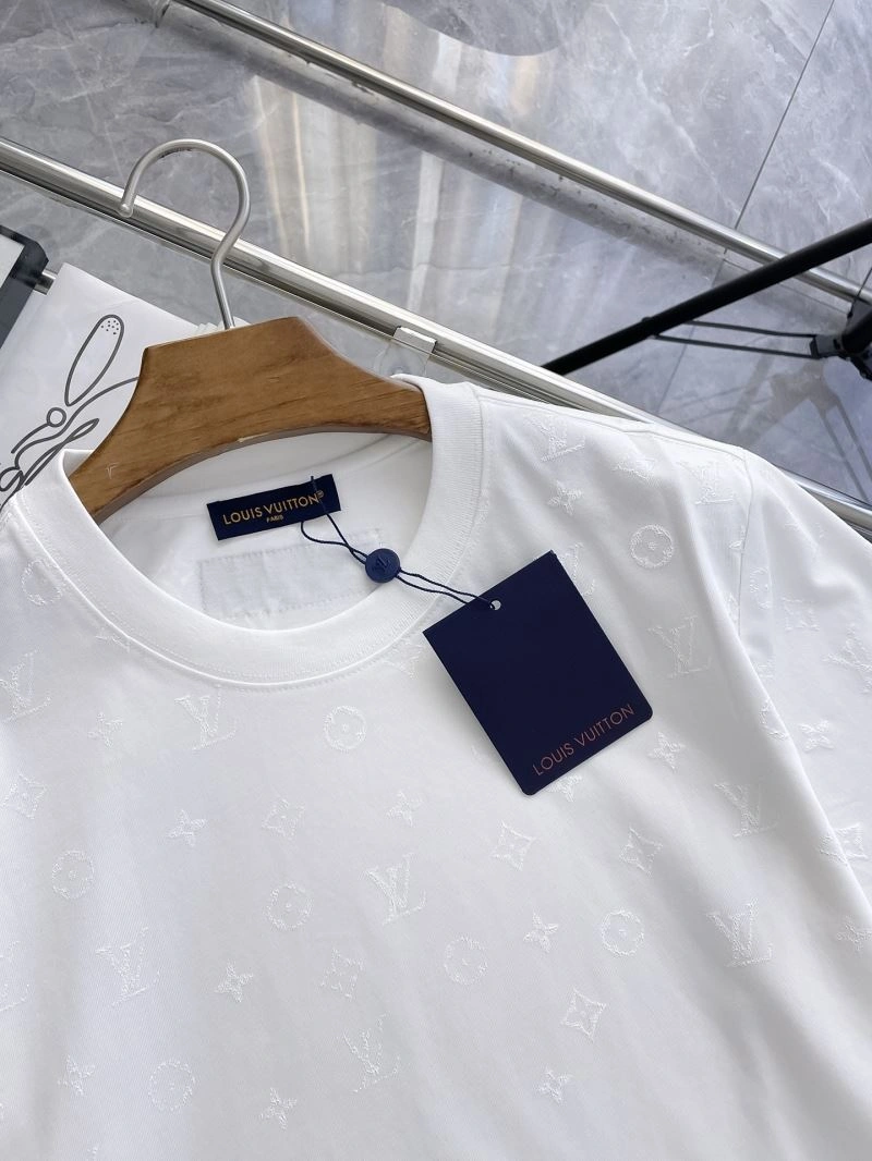 Louis Vuitton T-Shirts Original 135537