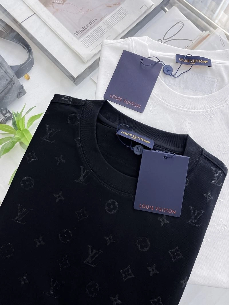 Louis Vuitton T-Shirts Original 135537