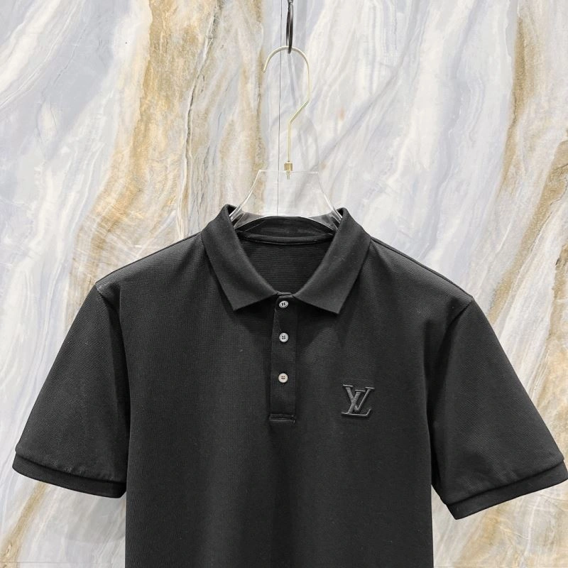 Seasonal Louis Vuitton T-Shirts 135514