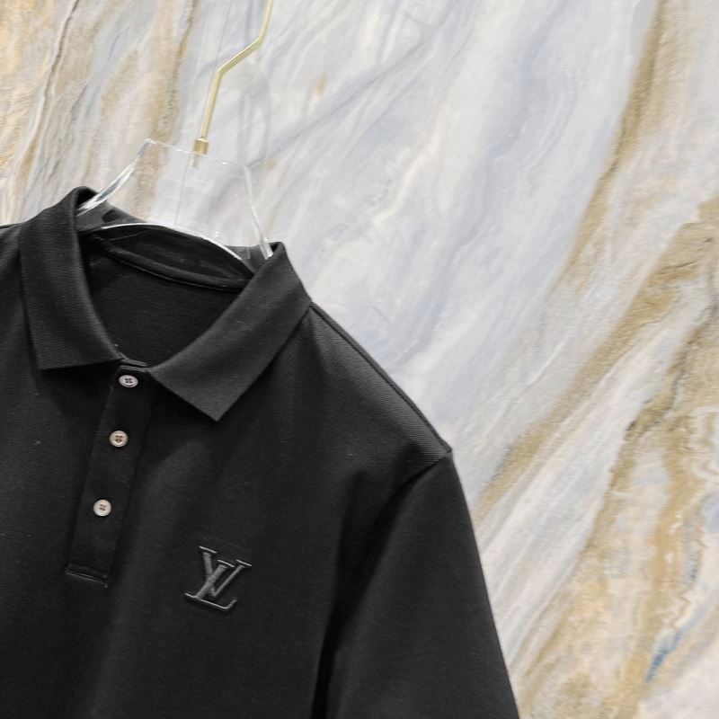 Seasonal Louis Vuitton T-Shirts 135514