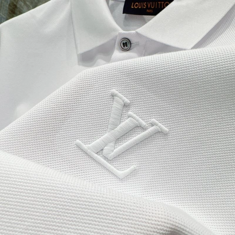 TravelReady Louis Vuitton T-Shirts 135512
