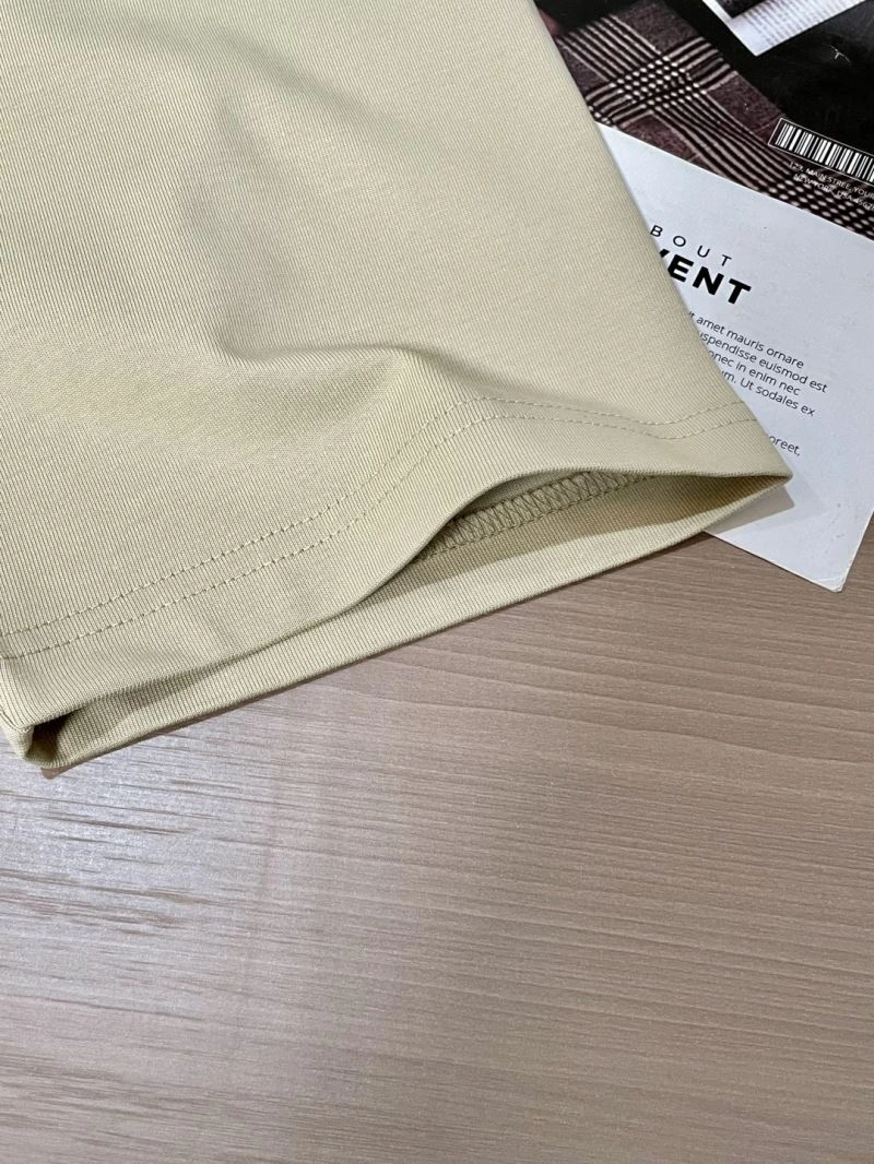 Unisex Louis Vuitton T-Shirts 135509