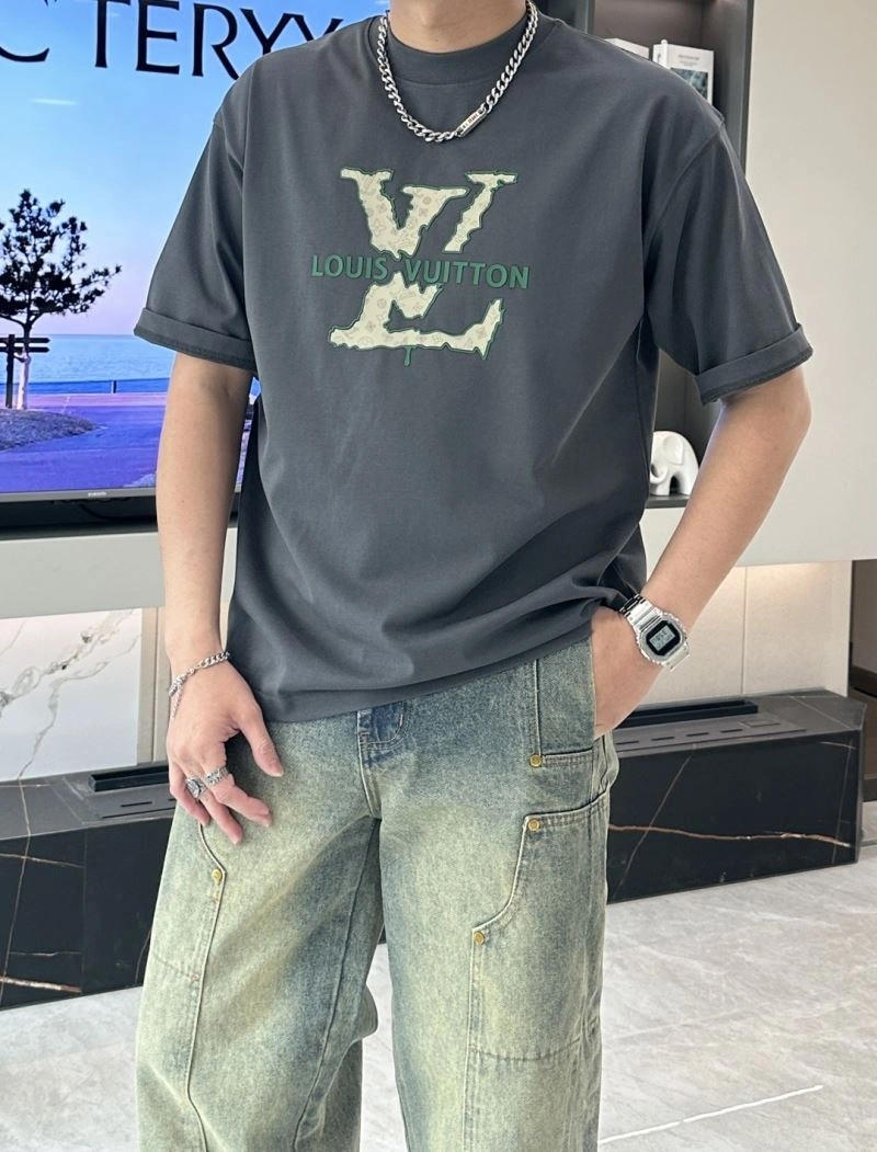 Louis Vuitton T-Shirts Trendy 135508