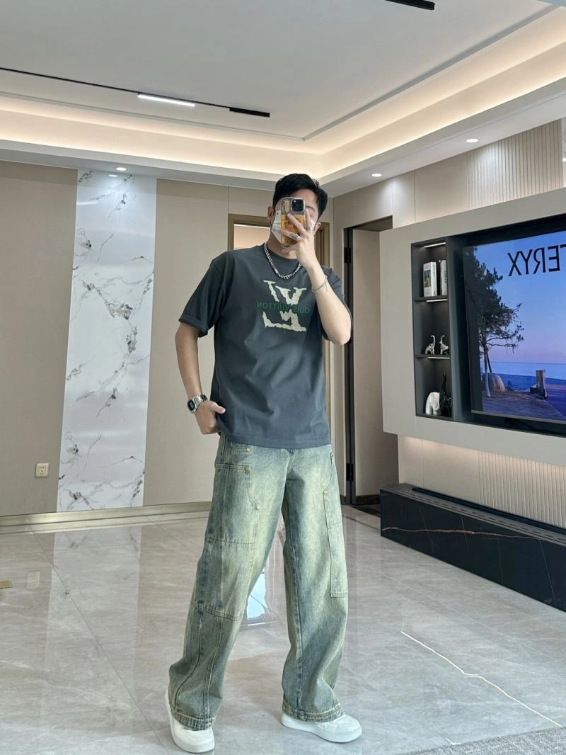 Louis Vuitton T-Shirts Trendy 135508