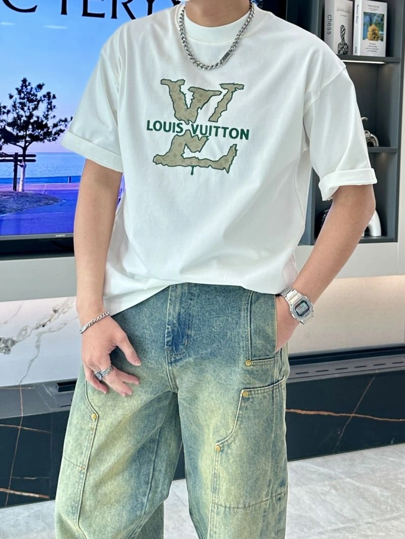 Louis Vuitton T-Shirts TimelessDesign 135507