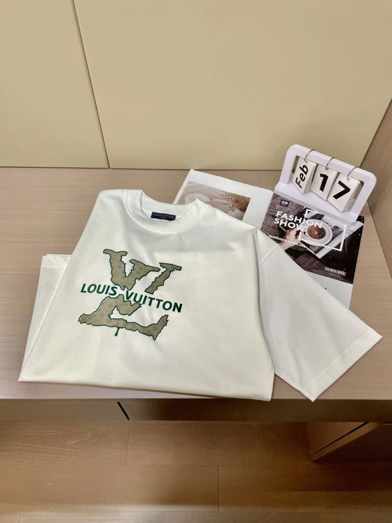 Louis Vuitton T-Shirts TimelessDesign 135507