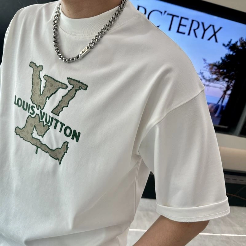 Louis Vuitton T-Shirts TimelessDesign 135507