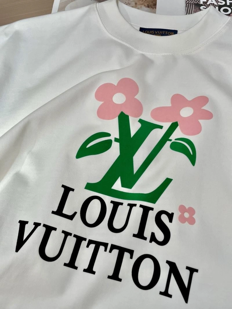 Louis Vuitton T-Shirts Popular 135488