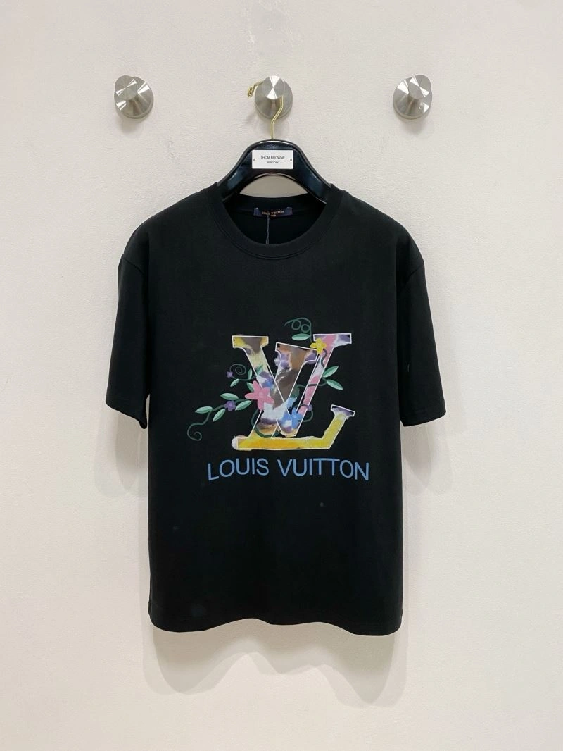 Louis Vuitton T-Shirts FashionForward 135482