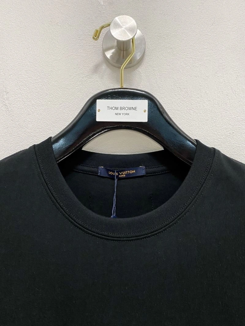 Louis Vuitton T-Shirts FashionForward 135482