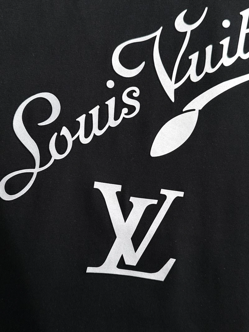 AllSeason Louis Vuitton T-Shirts 135494