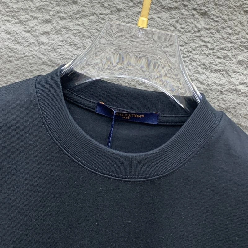 Louis Vuitton T-Shirts AllSeason 135490