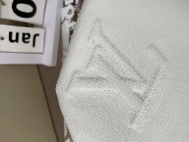 Louis Vuitton T-Shirts TechFriendly 135498