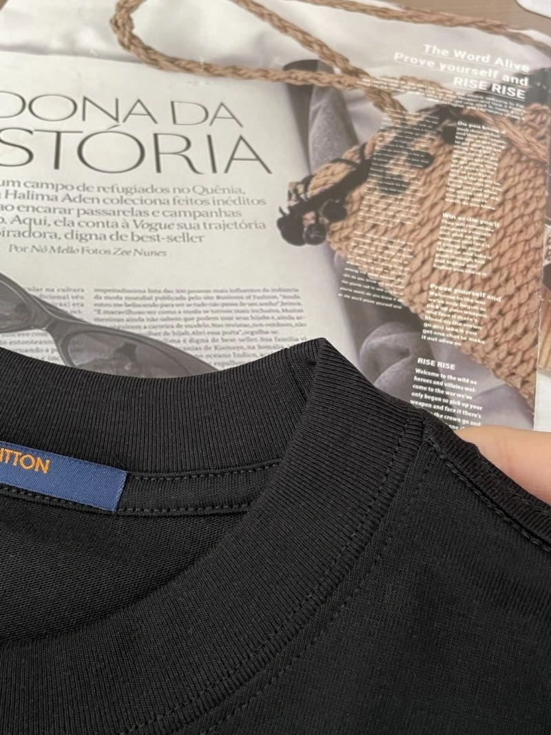 Louis Vuitton T-Shirts TechFriendly 135498