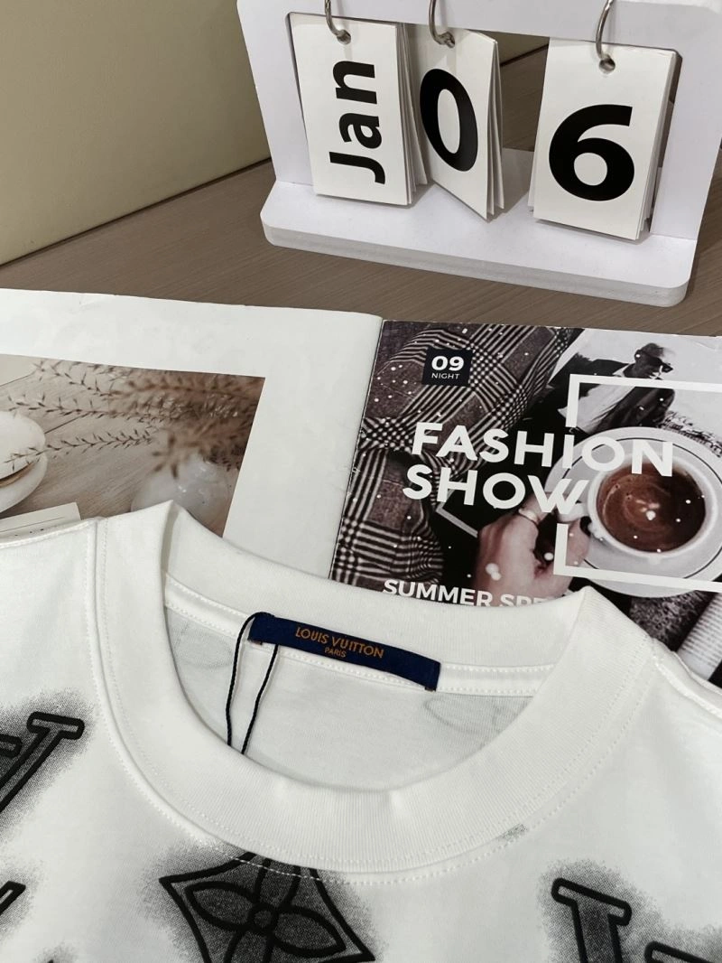 FlexibleFit Louis Vuitton T-Shirts 135495