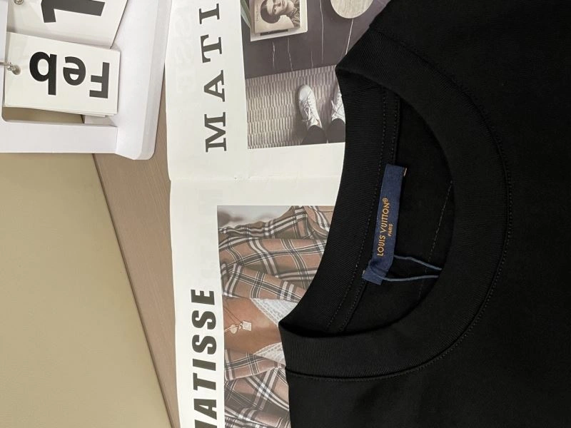 Efficient Louis Vuitton T-Shirts 135471