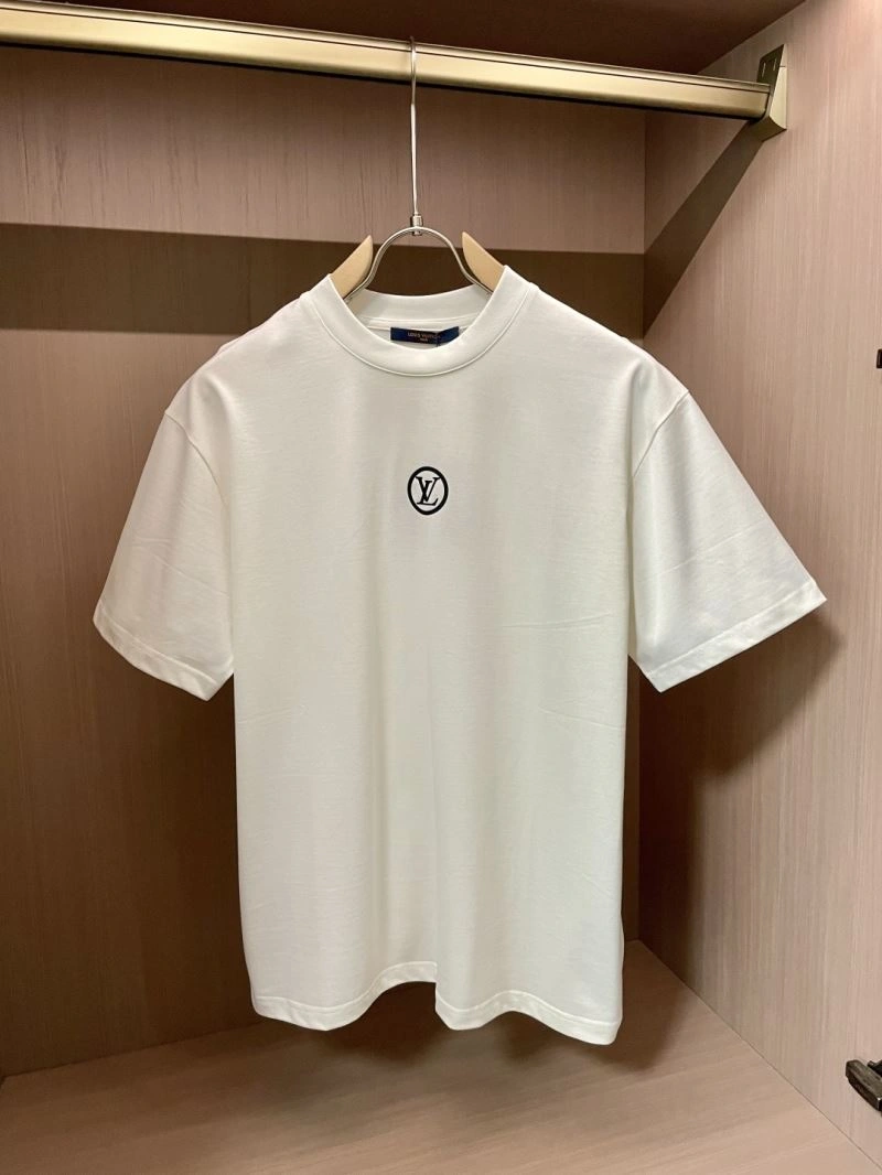 Louis Vuitton T-Shirts Resilient 135501