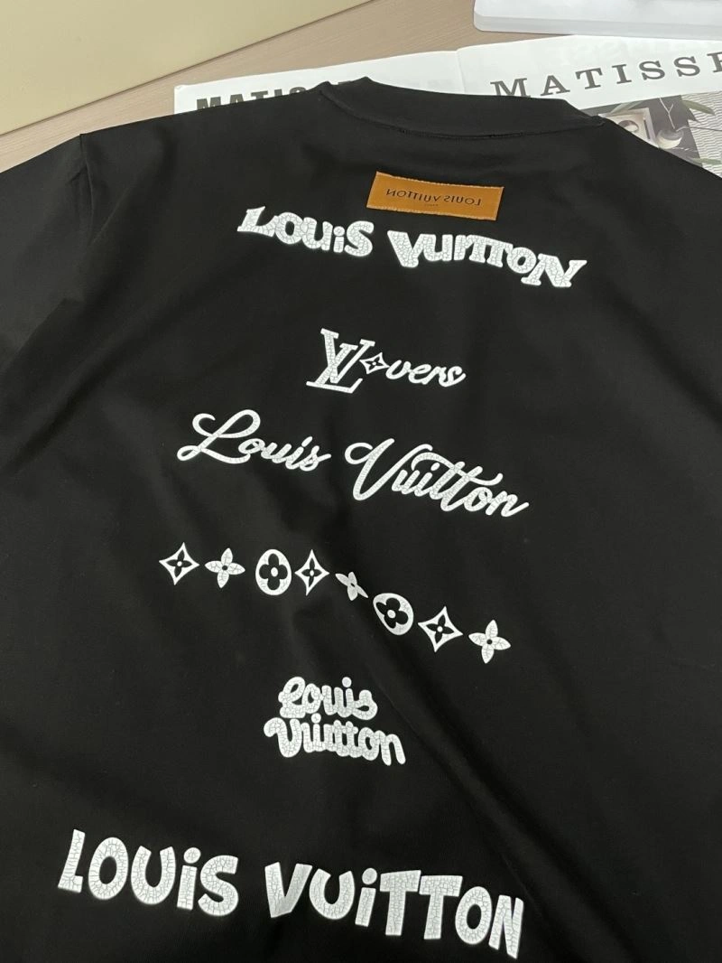 Louis Vuitton T-Shirts Resilient 135501