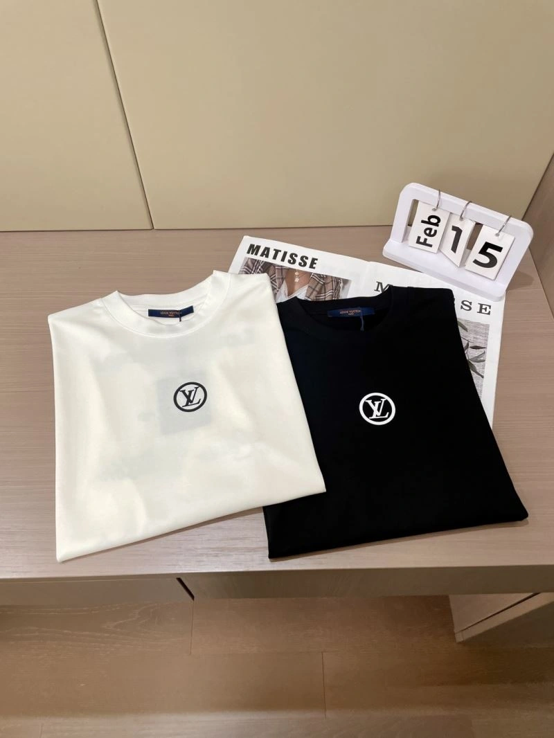 Louis Vuitton T-Shirts Resilient 135501