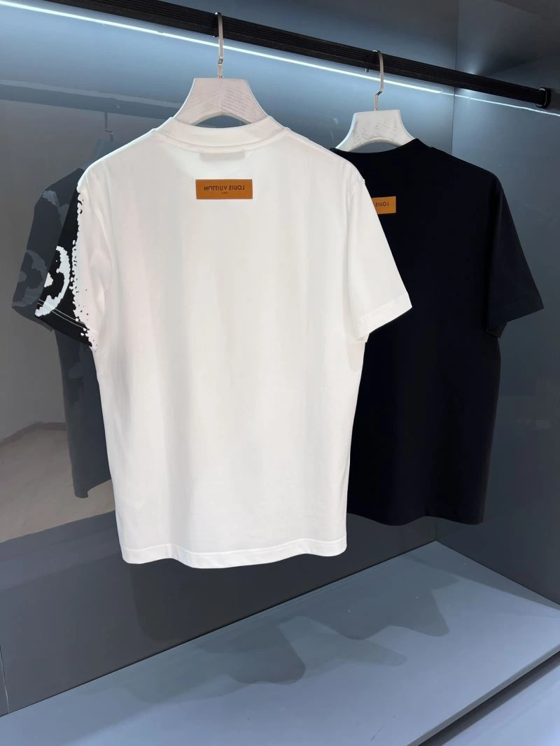 Louis Vuitton T-Shirts QuickDry 135500