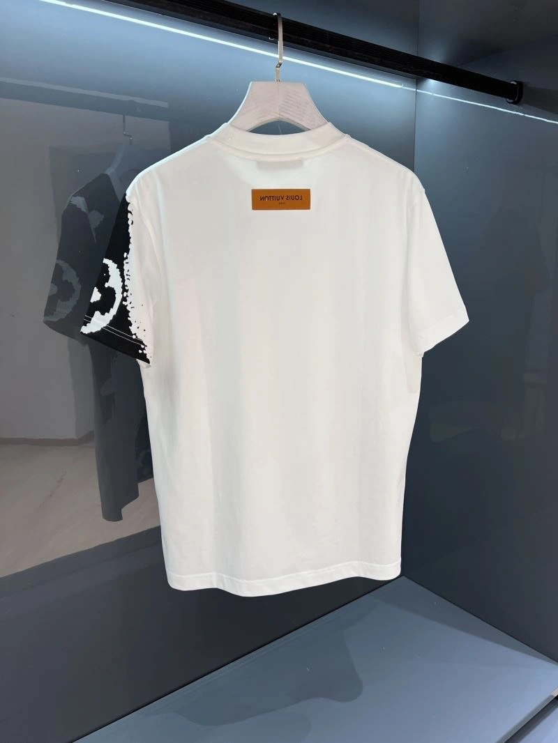 Louis Vuitton T-Shirts QuickDry 135500