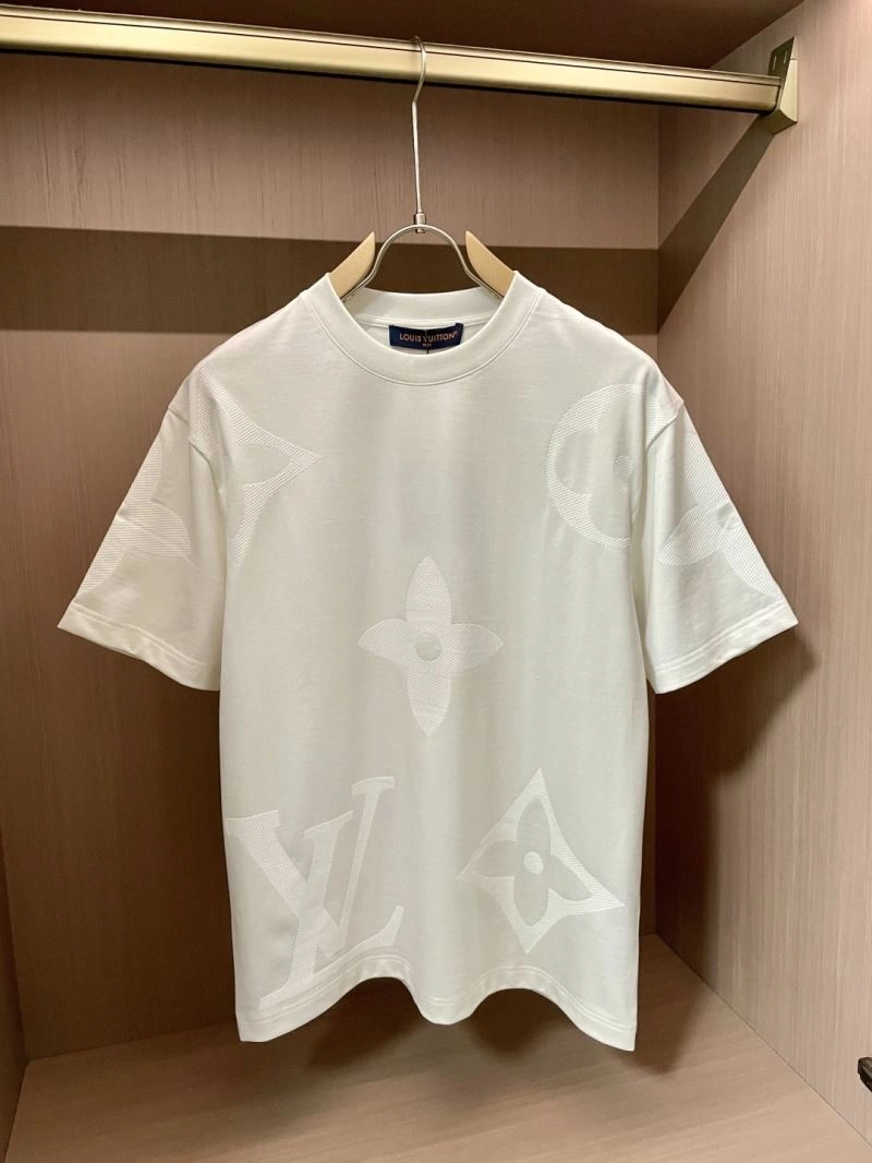 Louis Vuitton T-Shirts Upgraded 135472