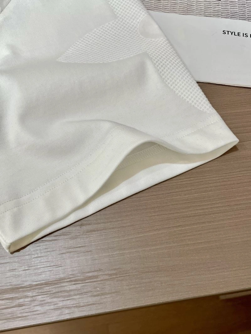 Louis Vuitton T-Shirts Upgraded 135472