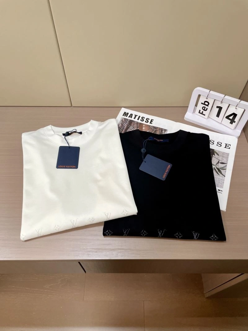 Louis Vuitton T-Shirts Stretchable 135487