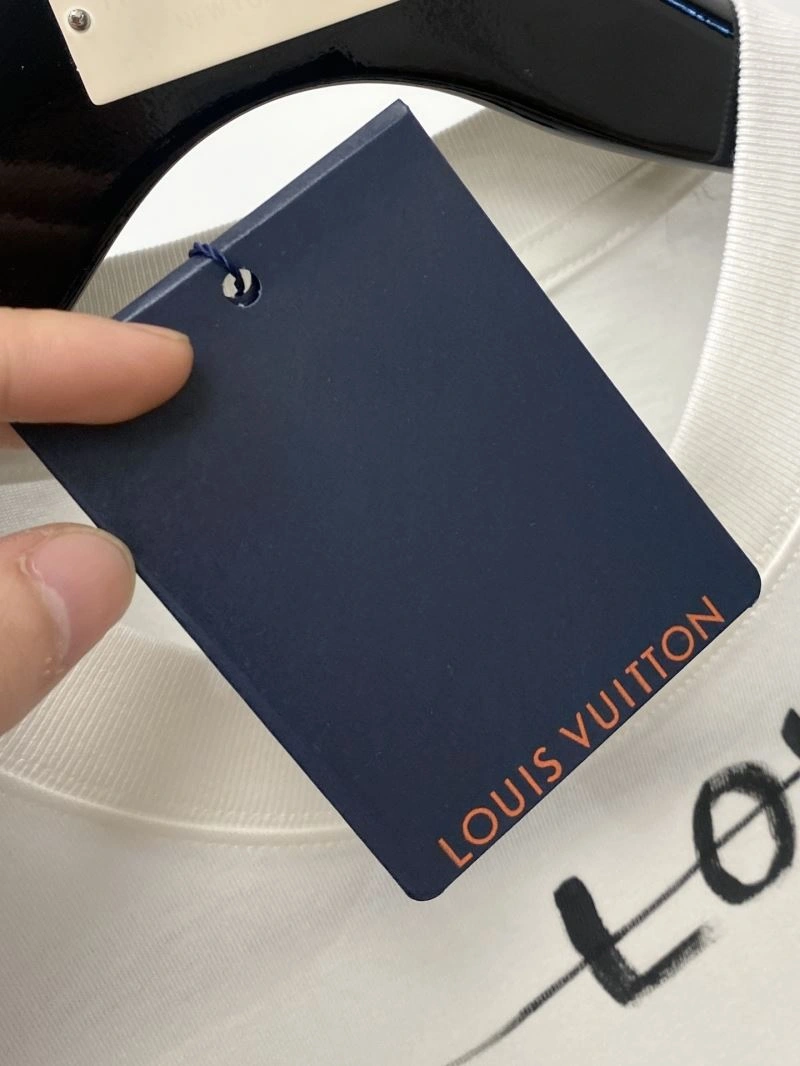 Louis Vuitton T-Shirts ZipUp 135484