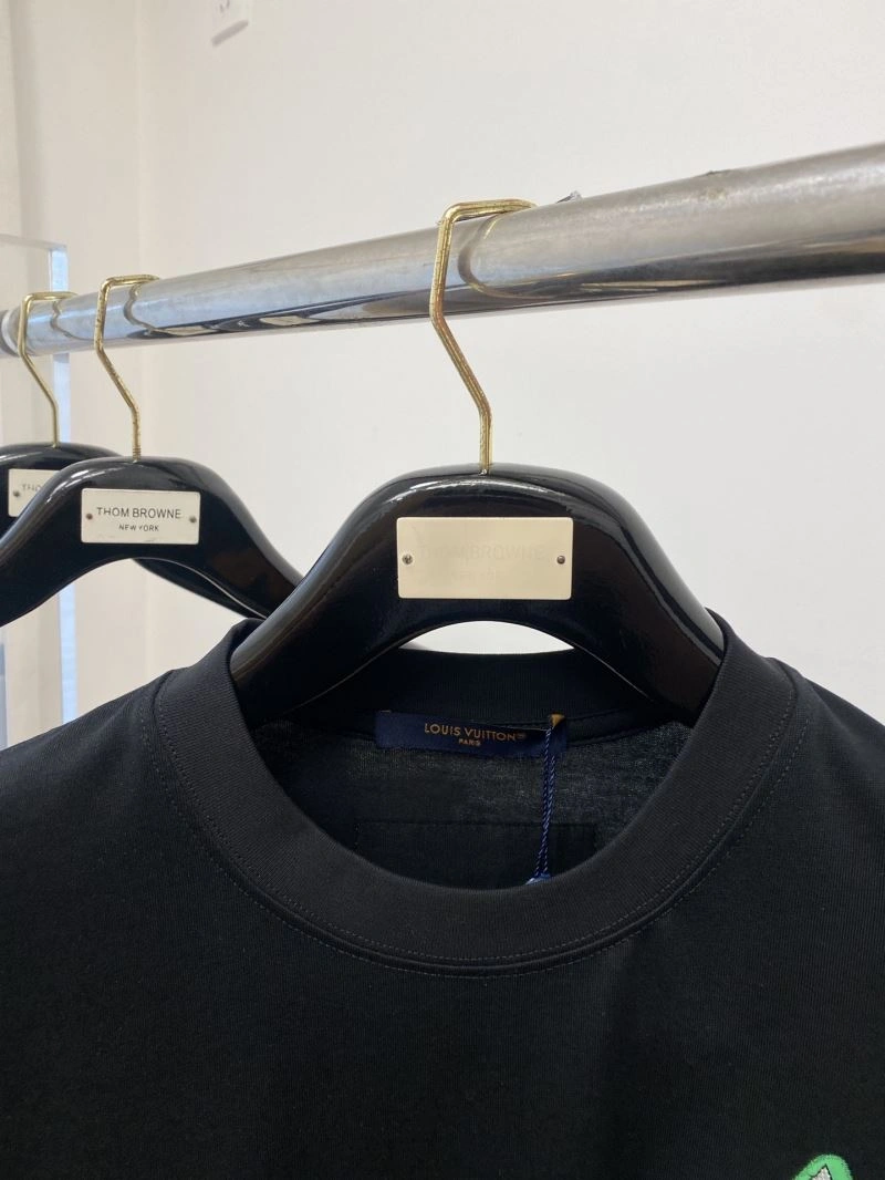 QuickDry Louis Vuitton T-Shirts 135466