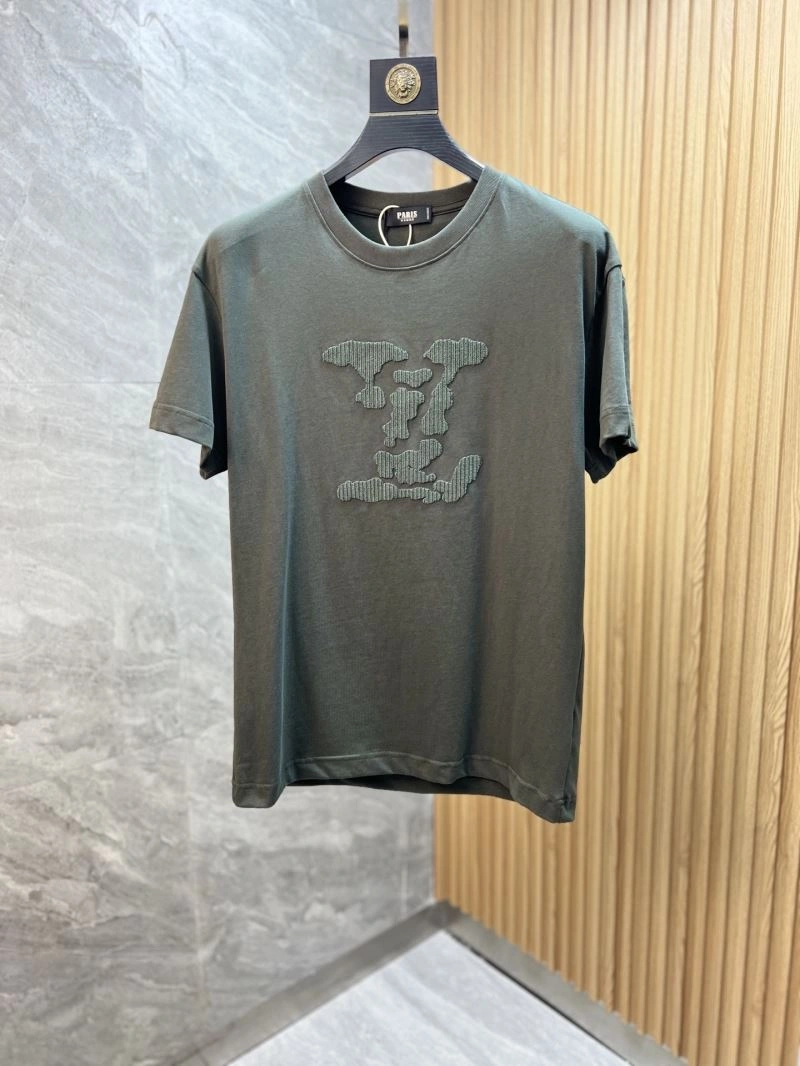 Durable Louis Vuitton T-Shirts 135437