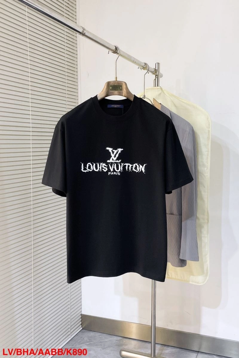 Cozy Louis Vuitton T-Shirts 135442