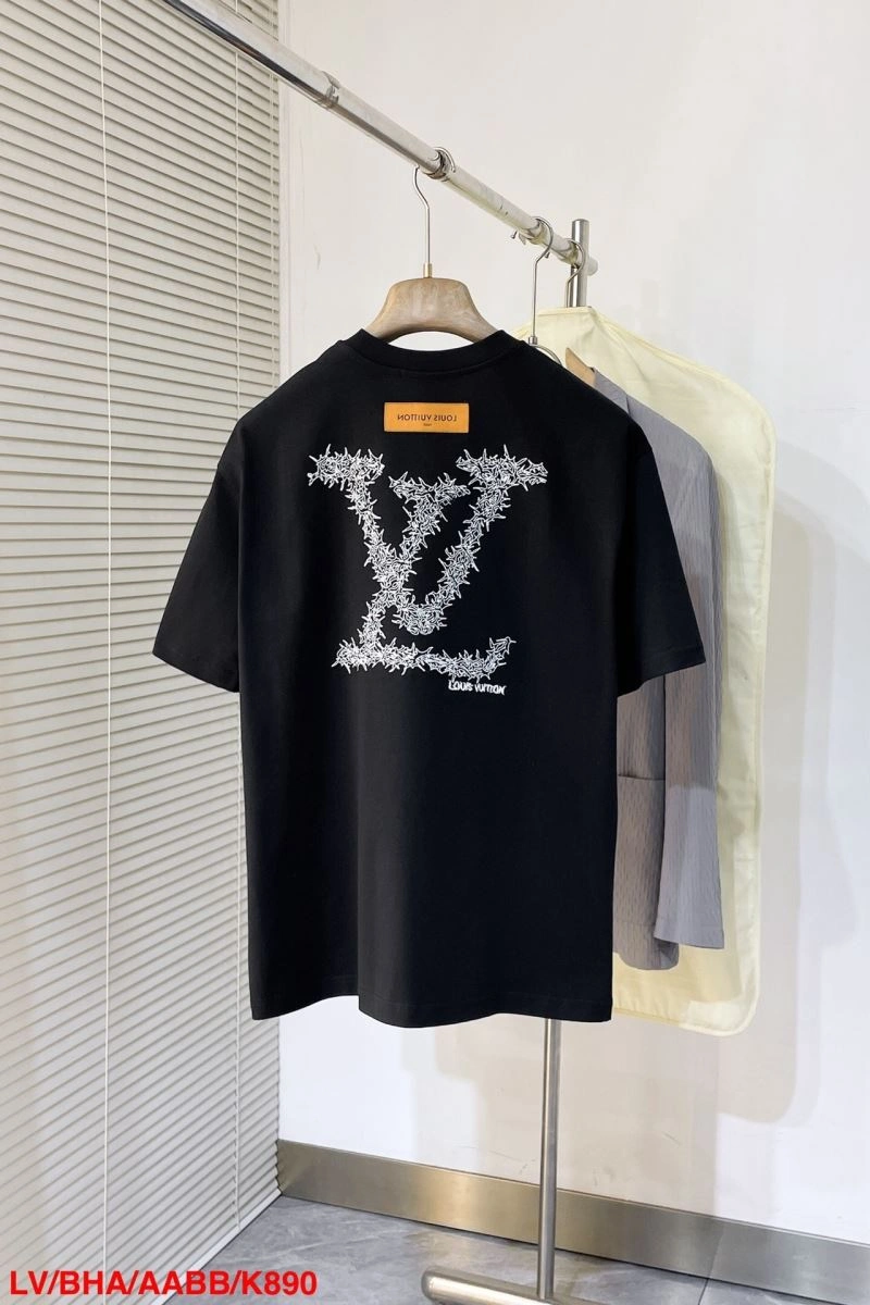 Cozy Louis Vuitton T-Shirts 135442