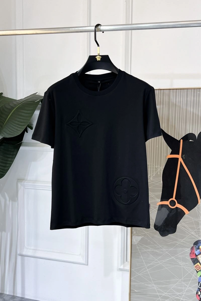 Louis Vuitton T-Shirts Bold 135447