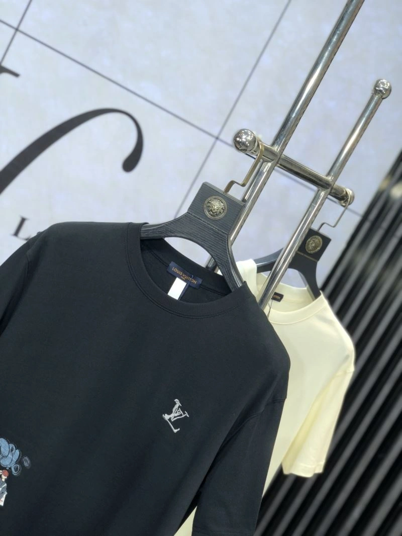 Efficient Louis Vuitton T-Shirts 135451