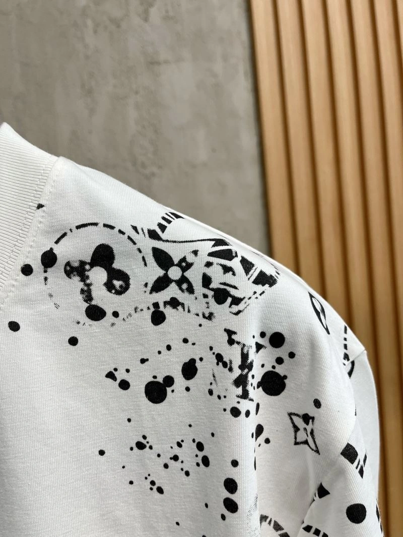 Louis Vuitton T-Shirts Unique 135449
