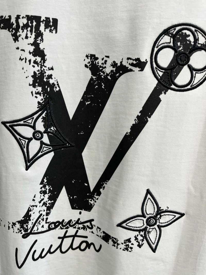 Louis Vuitton T-Shirts Upgraded 135457