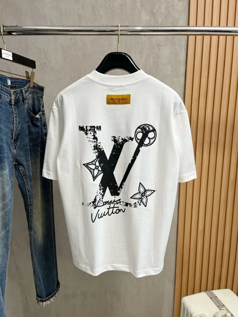 Louis Vuitton T-Shirts Upgraded 135457