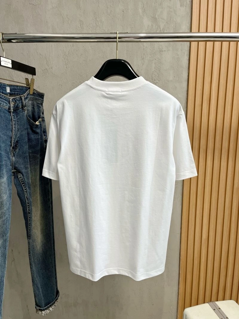 Durable Louis Vuitton T-Shirts 135433