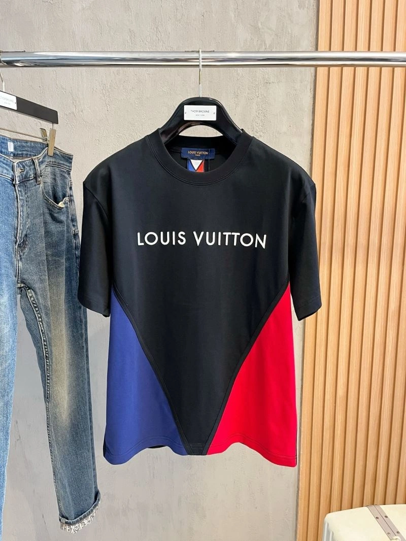 Resilient Louis Vuitton T-Shirts 135438
