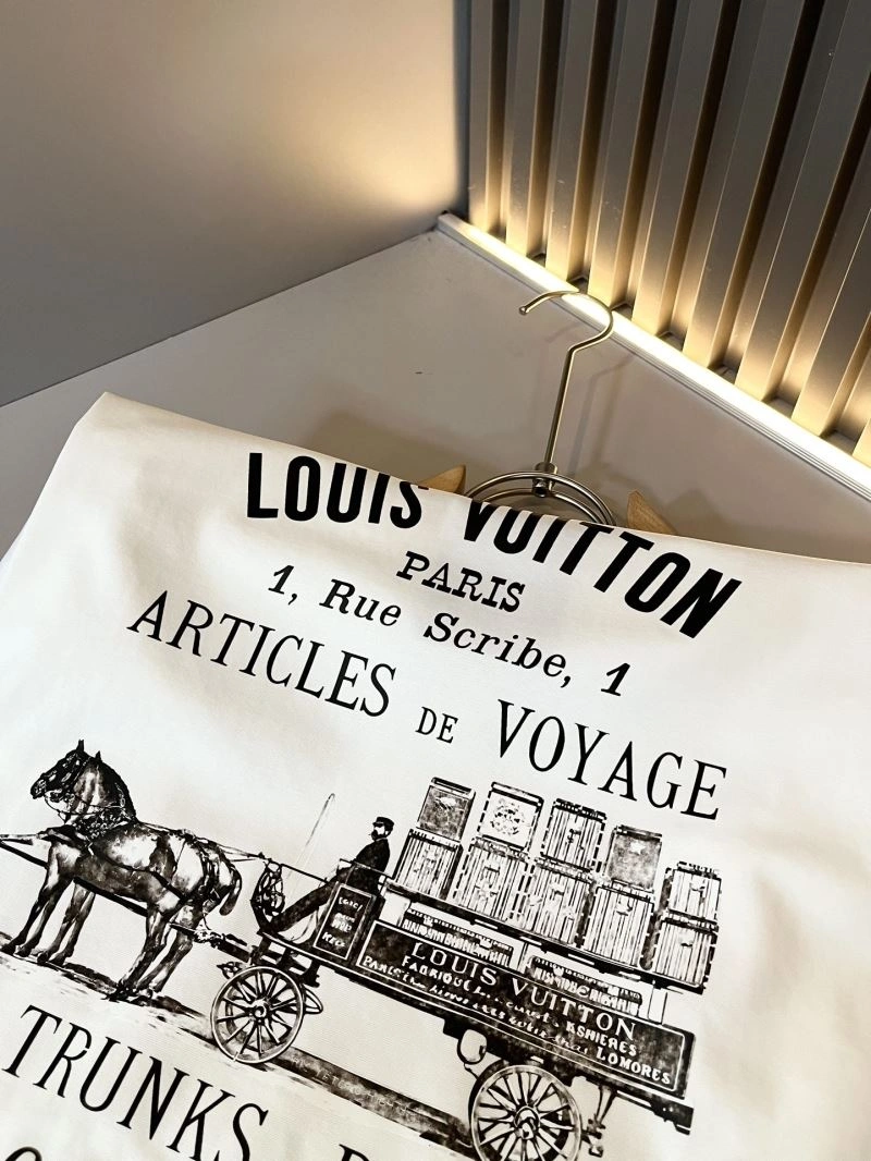 Louis Vuitton T-Shirts FastDry 135441